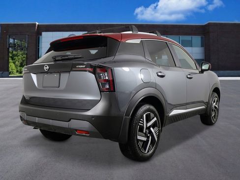New 2026 Nissan Kicks SV image 5
