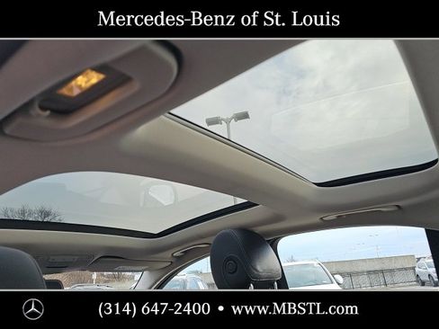 Used 2018 Mercedes-Benz C 300 4MATIC Sedan image 13