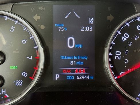 Used 2019 Toyota RAV4 XLE AWD/4WD image 18