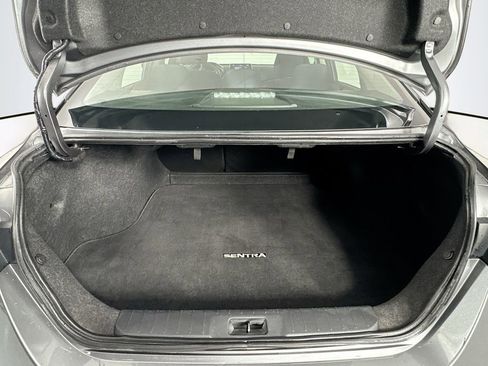 Used 2024 Nissan Sentra SV w/ Trunk Package image 30