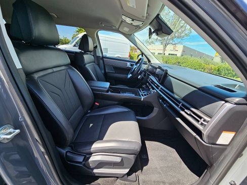 Used 2026 Hyundai Santa Fe SEL FWD image 32