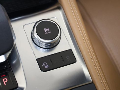 Used 2023 Jaguar F-PACE S image 26