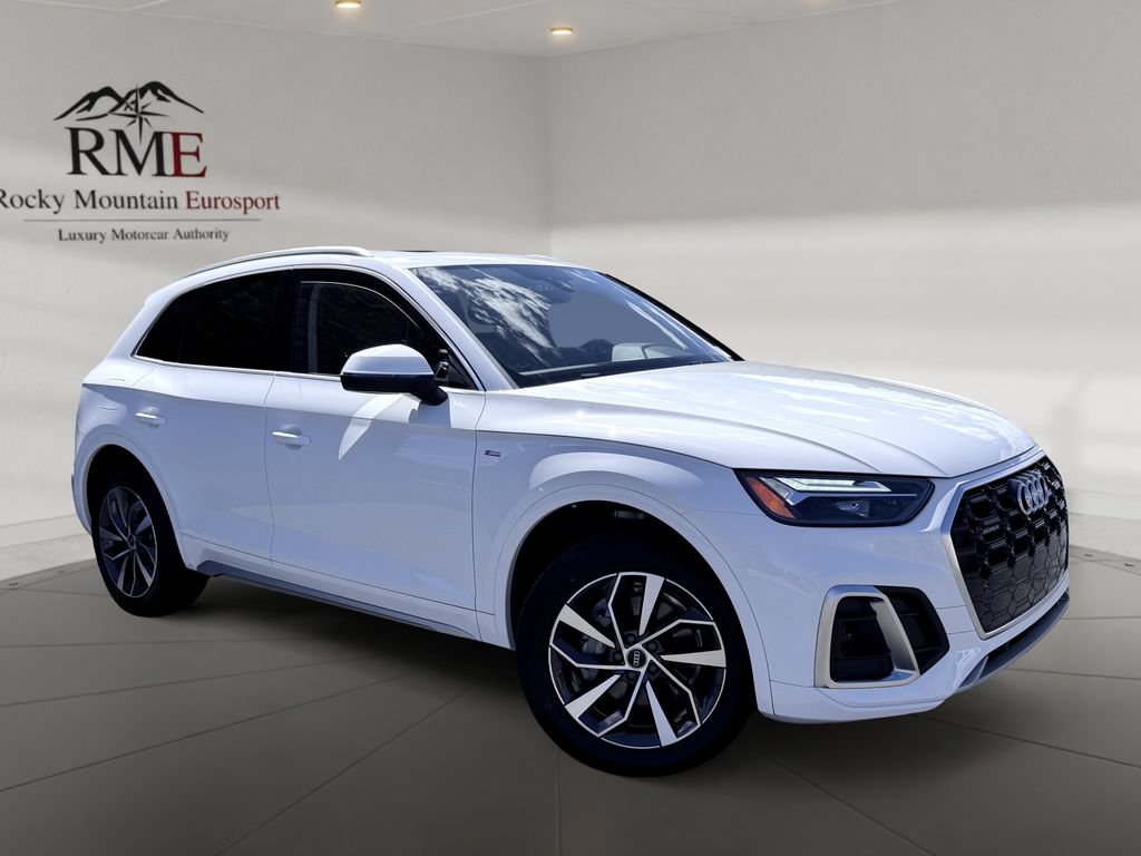 Used 2023 Audi Q5 2.0T Premium w/ Convenience Package AWD/4WD image 1