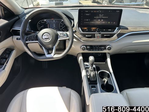 Used 2023 Nissan Altima 2.5 SL AWD/4WD image 11