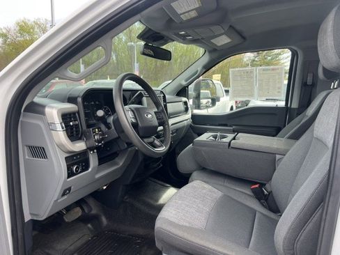 Certified 2023 Ford F350 XLT w/ 360-Degree Camera Package AWD/4WD image 7