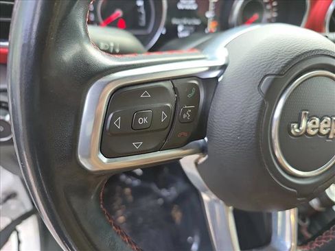 Used 2019 Jeep Wrangler Unlimited Rubicon image 17