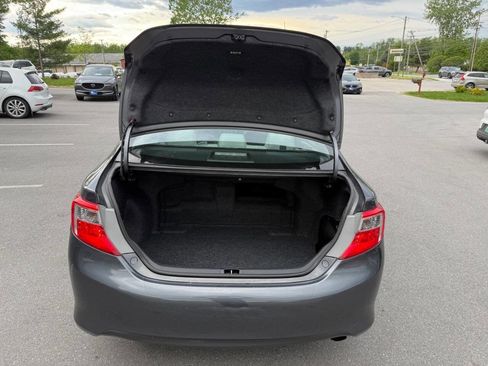 Used 2012 Toyota Camry XLE w/ Leather Pkg FWD image 14