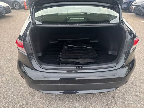 Used 2020 Toyota Corolla LE image 37