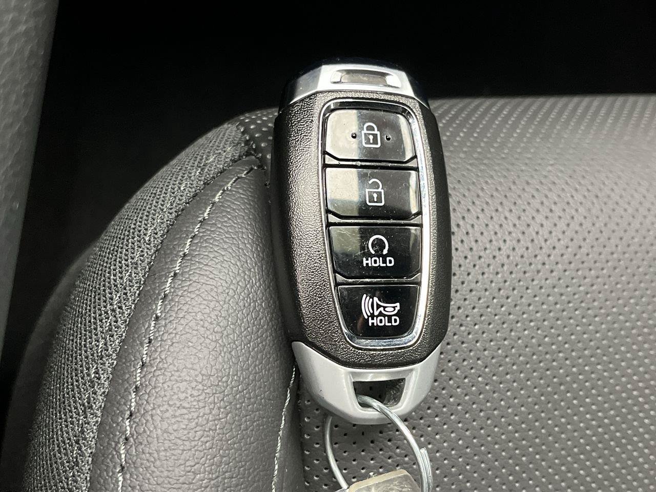 Used 2023 Hyundai Kona Limited AWD/4WD image 28