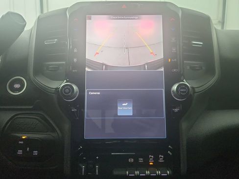 New 2026 RAM 2500 Tradesman AWD/4WD image 25
