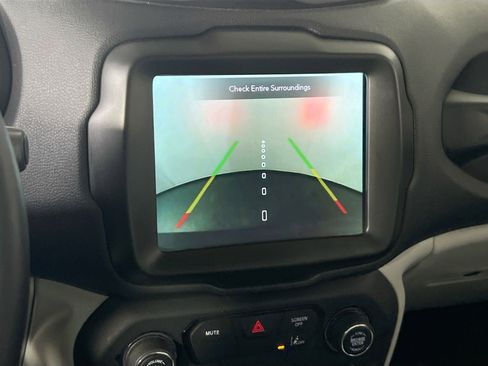 Used 2022 Jeep Renegade Limited AWD/4WD image 14