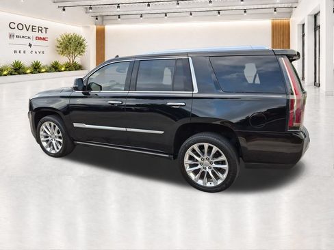Used 2020 Cadillac Escalade Premium Luxury RWD image 9