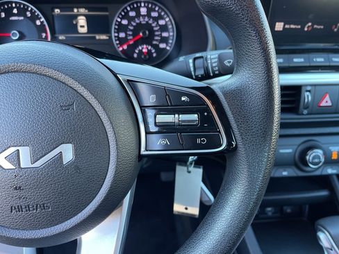 Used 2024 Kia Forte LXS image 17