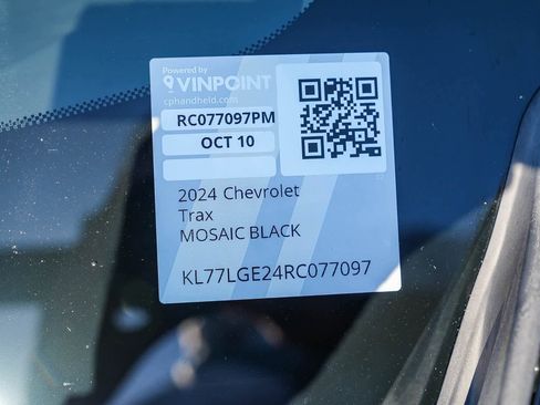 Used 2024 Chevrolet Trax RS image 25
