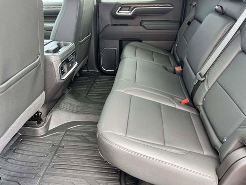 New 2026 GMC Sierra 1500 SLT w/ SLT Premium Plus Package AWD/4WD image 11