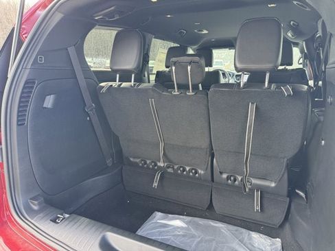New 2026 Chrysler Pacifica Select image 5
