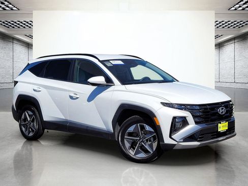Used 2025 Hyundai Tucson SEL image 2
