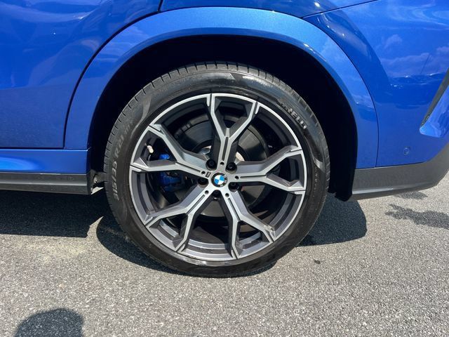 Used 2020 BMW X6 M50i AWD/4WD image 40