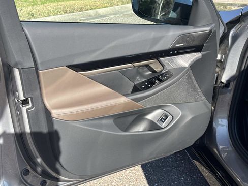 New 2026 BMW 530i w/ M Sport Package image 18