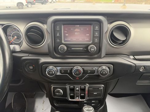 Used 2020 Jeep Wrangler Unlimited Sport S image 24