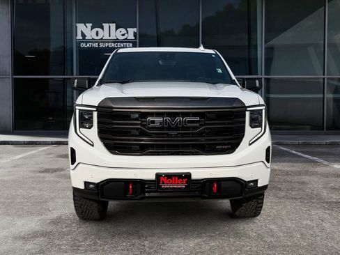 Used 2023 GMC Sierra 1500 AT4X AWD/4WD image 3