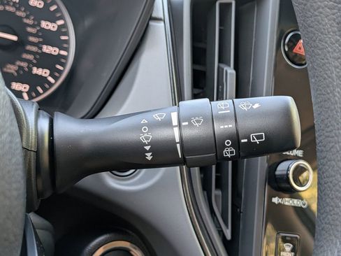 Certified 2026 Subaru Crosstrek 2.0i Premium image 33