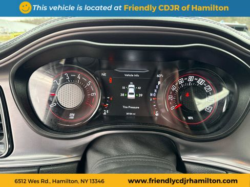 Used 2023 Dodge Challenger SXT w/ Plus Package image 14