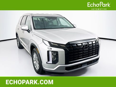 Used 2025 Hyundai Palisade SEL FWD image 1