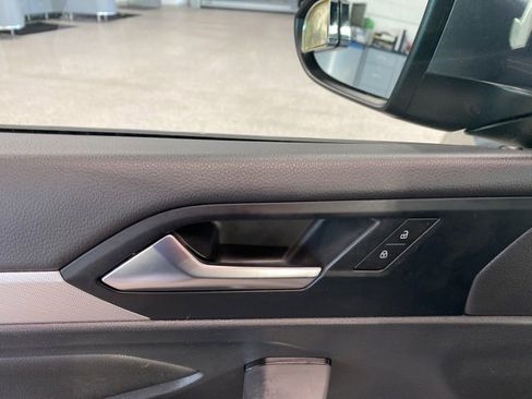 Used 2020 Volkswagen Jetta S image 24