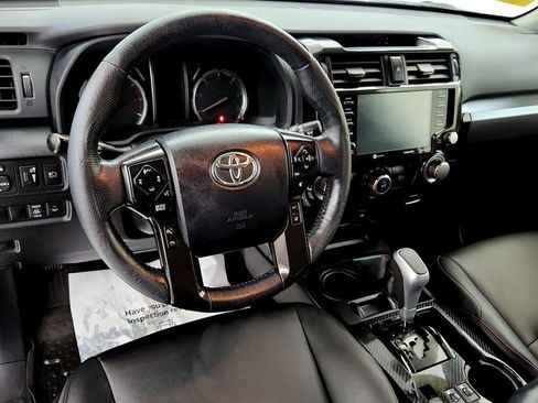 Certified 2023 Toyota 4Runner TRD Off-Road Premium AWD/4WD image 31