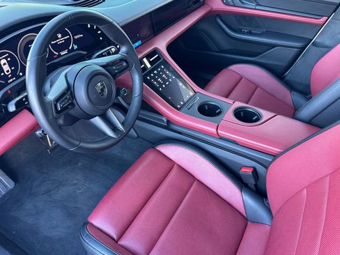 Certified 2025 Porsche Taycan Turbo image 4