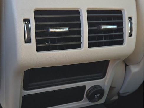 Used 2020 Jaguar XE S image 17