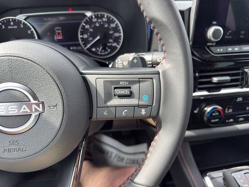 Used 2025 Nissan Pathfinder Rock Creek image 24