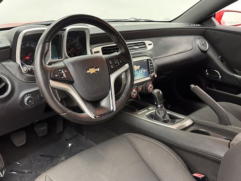 Used 2015 Chevrolet Camaro LT image 10