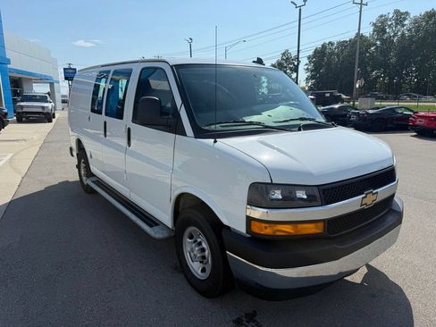 Used 2025 Chevrolet Express 2500 w/ Driver Convenience Package RWD image 1