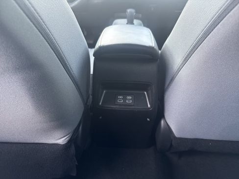 Certified 2025 Toyota Corolla SE FWD image 21