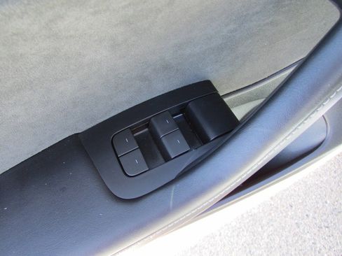 Used 2023 Tesla Model 3 Standard Range RWD image 17