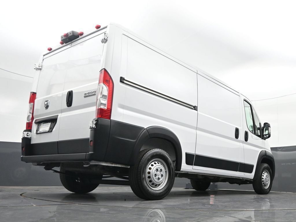 Used 2025 RAM ProMaster 2500 w/ Convenience Group FWD image 38