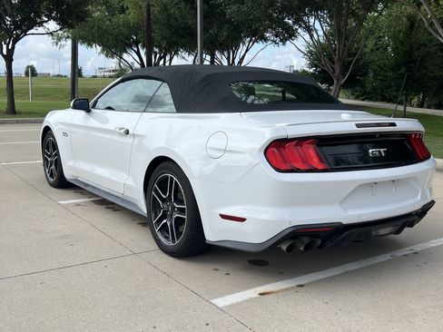 Used 2019 Ford Mustang GT Premium RWD image 7