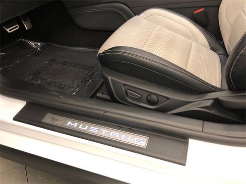 Used 2024 Ford Mustang Premium image 16