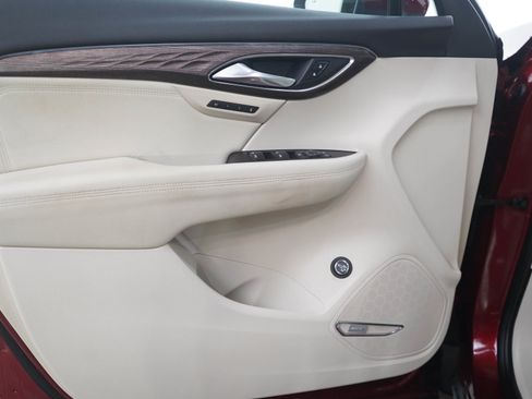 Used 2023 Buick Envision Avenir AWD/4WD image 19