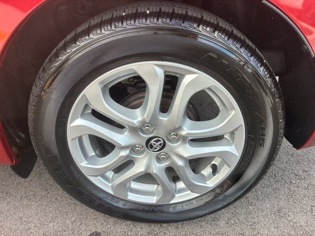 Used 2018 Toyota Yaris iA FWD image 11
