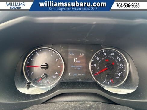 Used 2019 Toyota RAV4 LE image 10