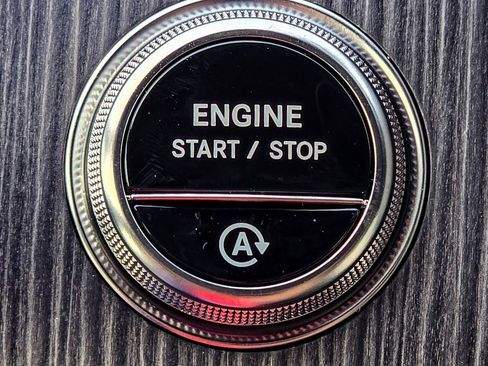 New 2026 Mercedes-Benz GLC 300 4MATIC image 23