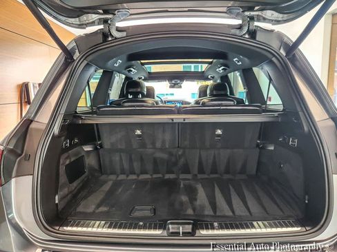 Used 2021 Mercedes-Benz GLS 580 4MATIC image 24