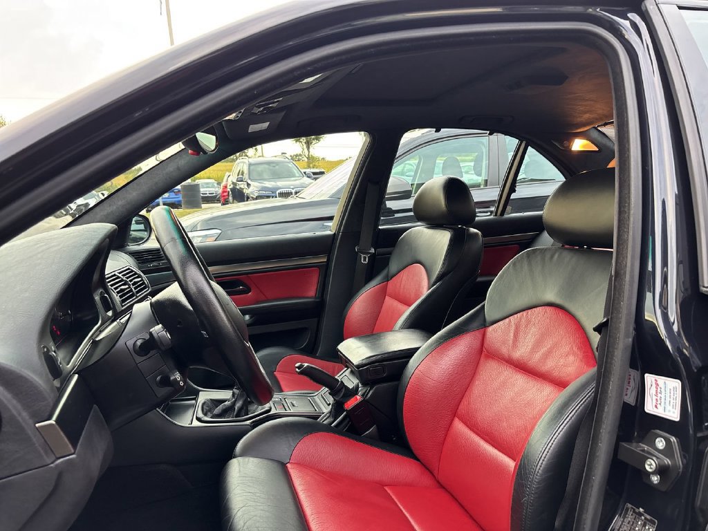 Used 2001 BMW M5 RWD image 10