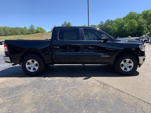 Used 2022 RAM 1500 Big Horn RWD image 5