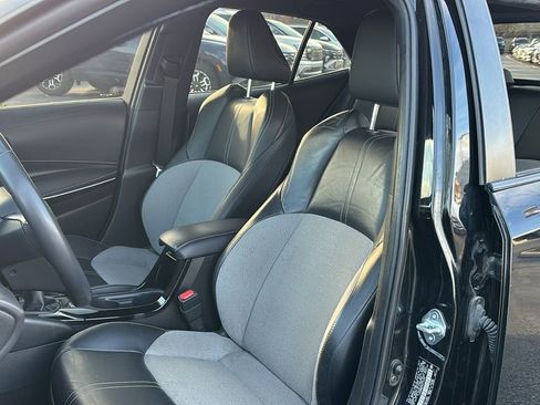 Used 2021 Toyota Corolla XSE image 10