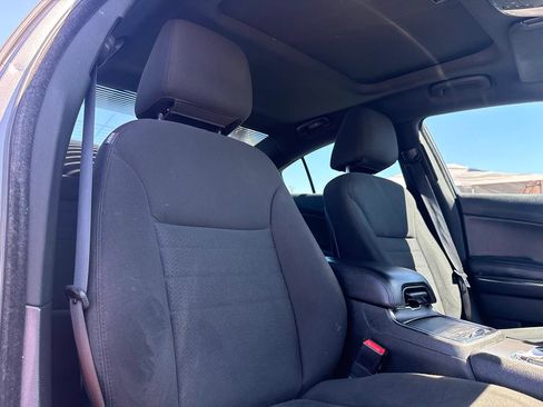 Used 2014 Dodge Charger SXT RWD image 25