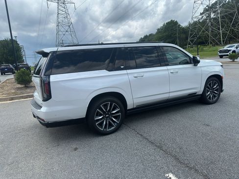 Used 2021 Cadillac Escalade ESV Sport w/ Driver Assist Tech Package AWD/4WD image 5